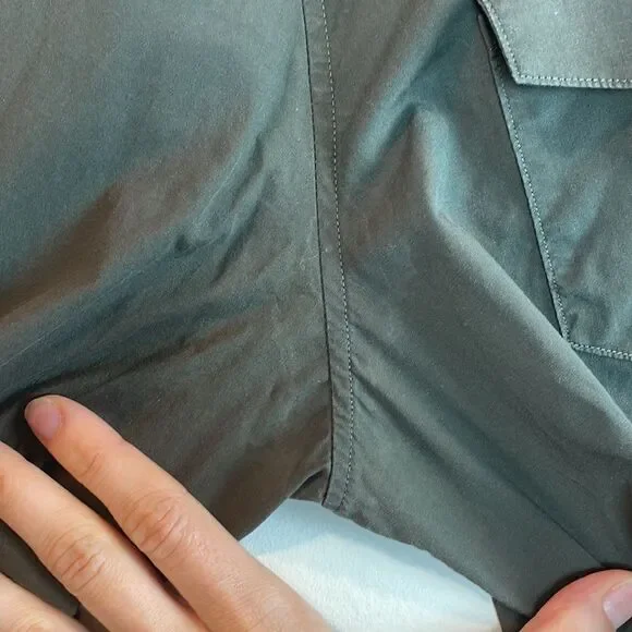 Banana Republic Men’s Green Button Down Dress Shirt Size Large 2 pocket - Picture 7 of 8